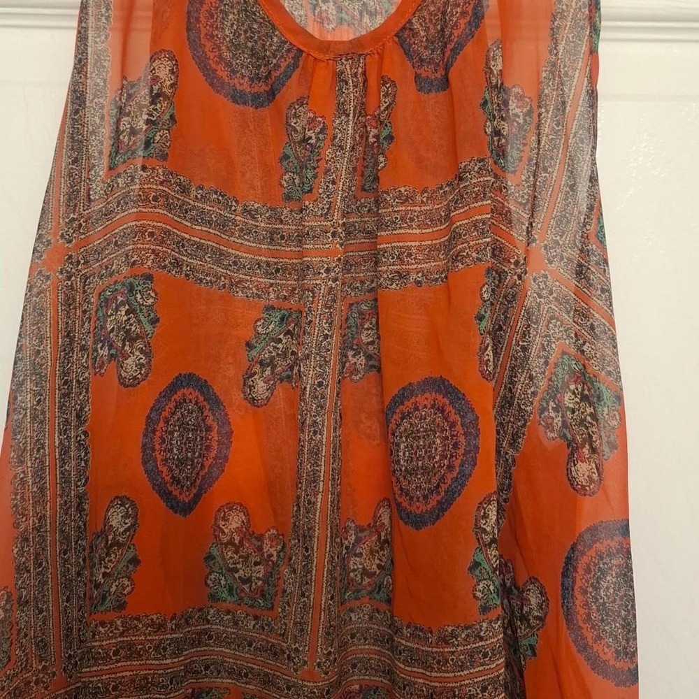 Orange top - Picture 3 of 4